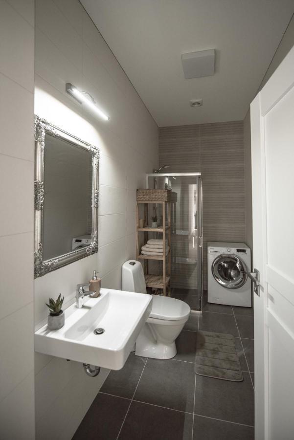 Km Apartamentai Apartment Kaunas Exterior photo